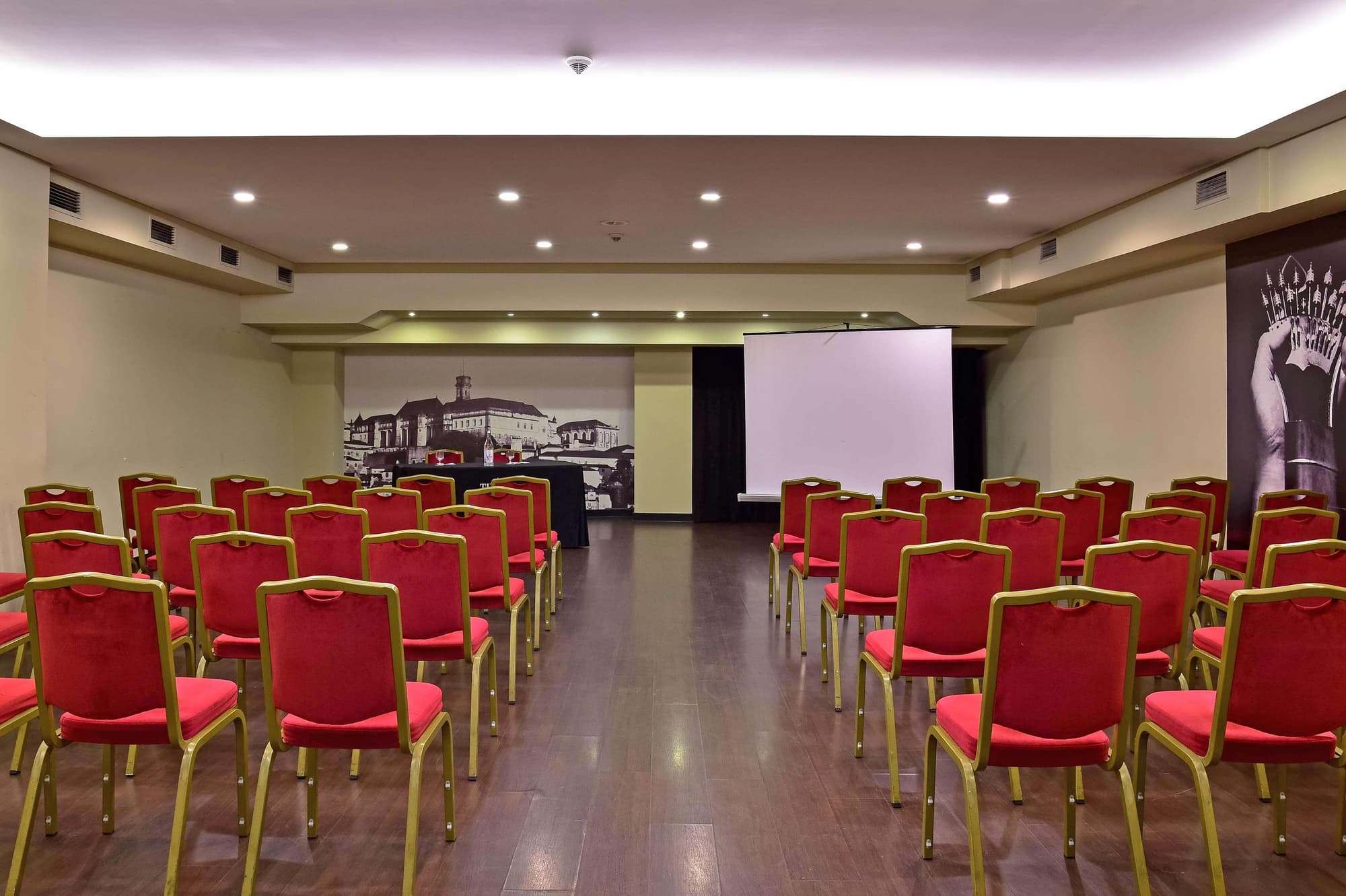 Tivoli Coimbra Hotel, Conferences