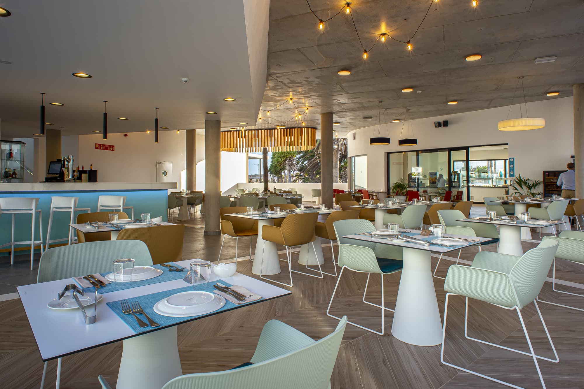 Hotel  Taimar, Restaurant