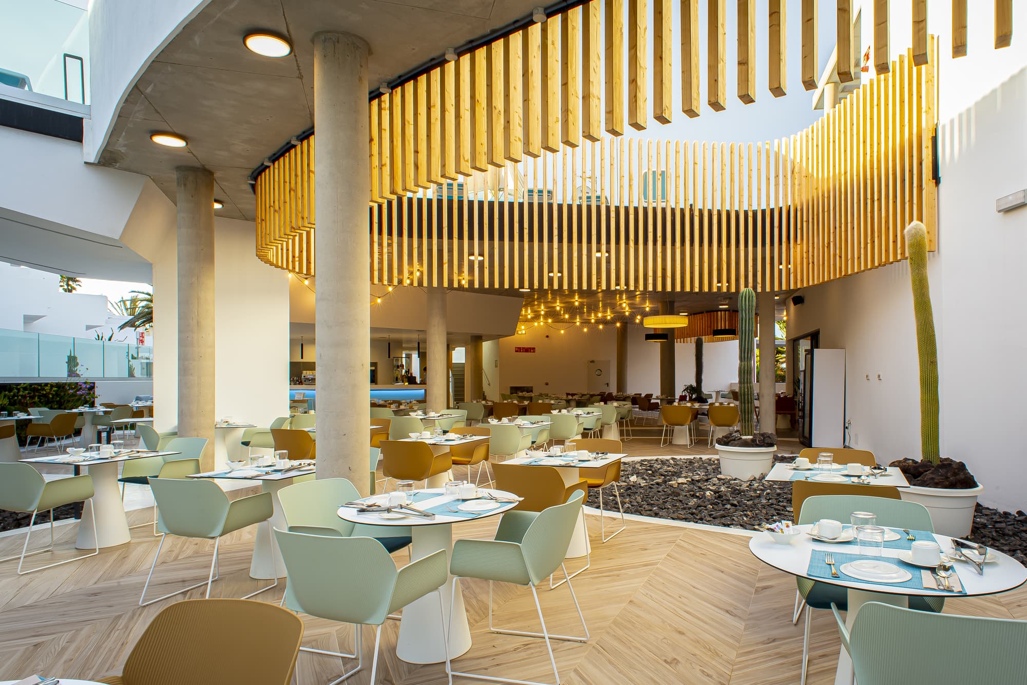 Hotel  Taimar, Restaurant