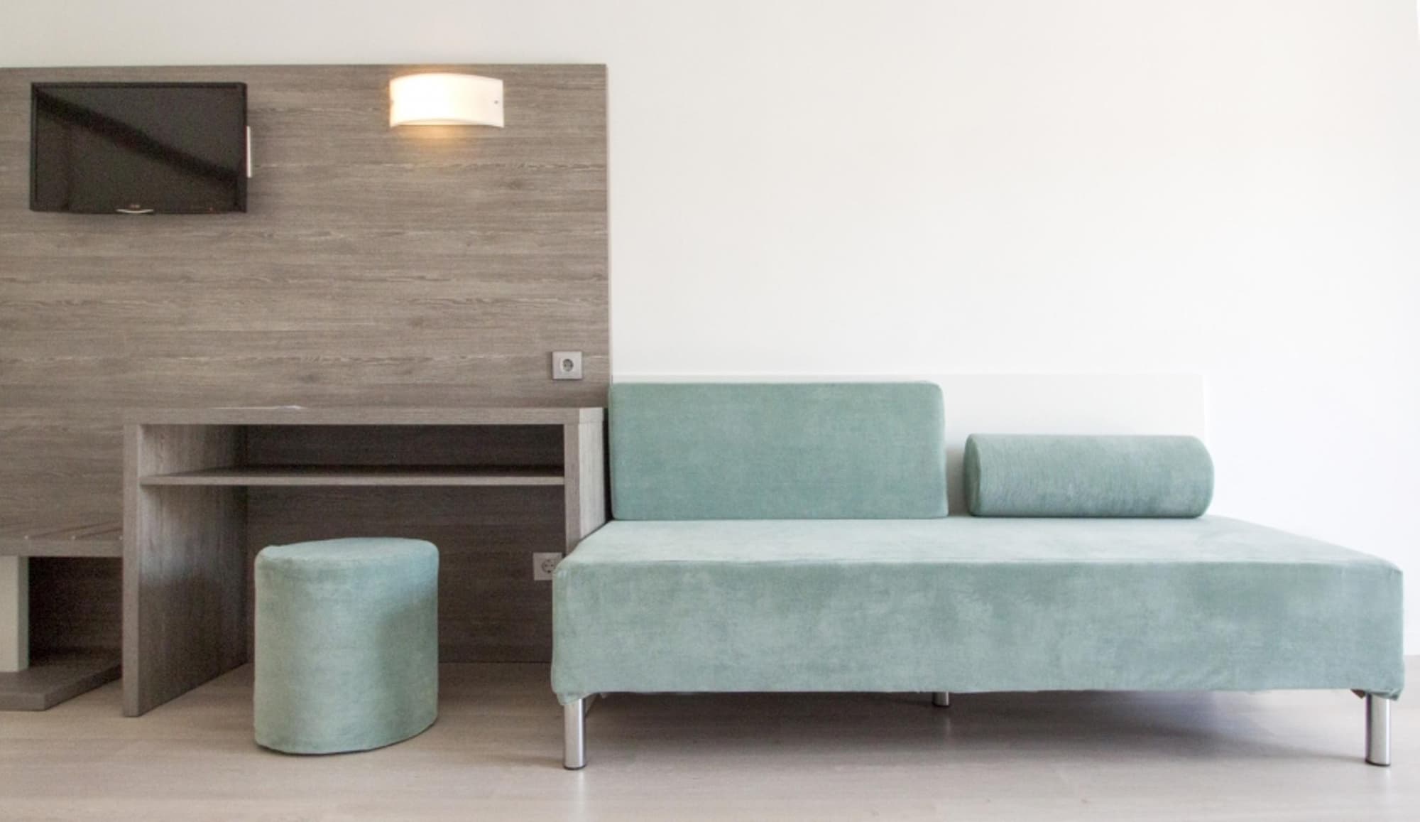 FERGUS Bermudas, Room