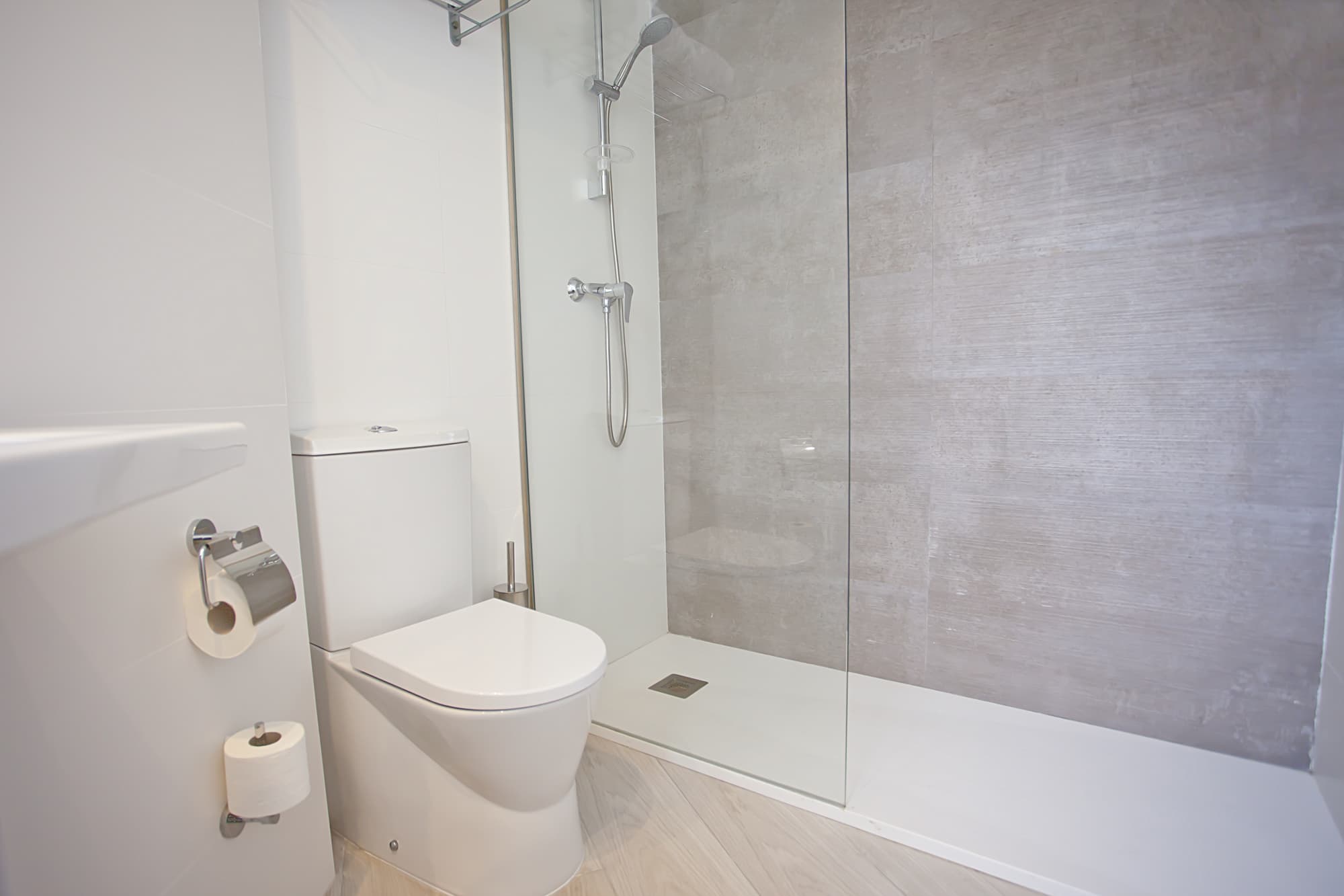 FERGUS Bermudas, Room