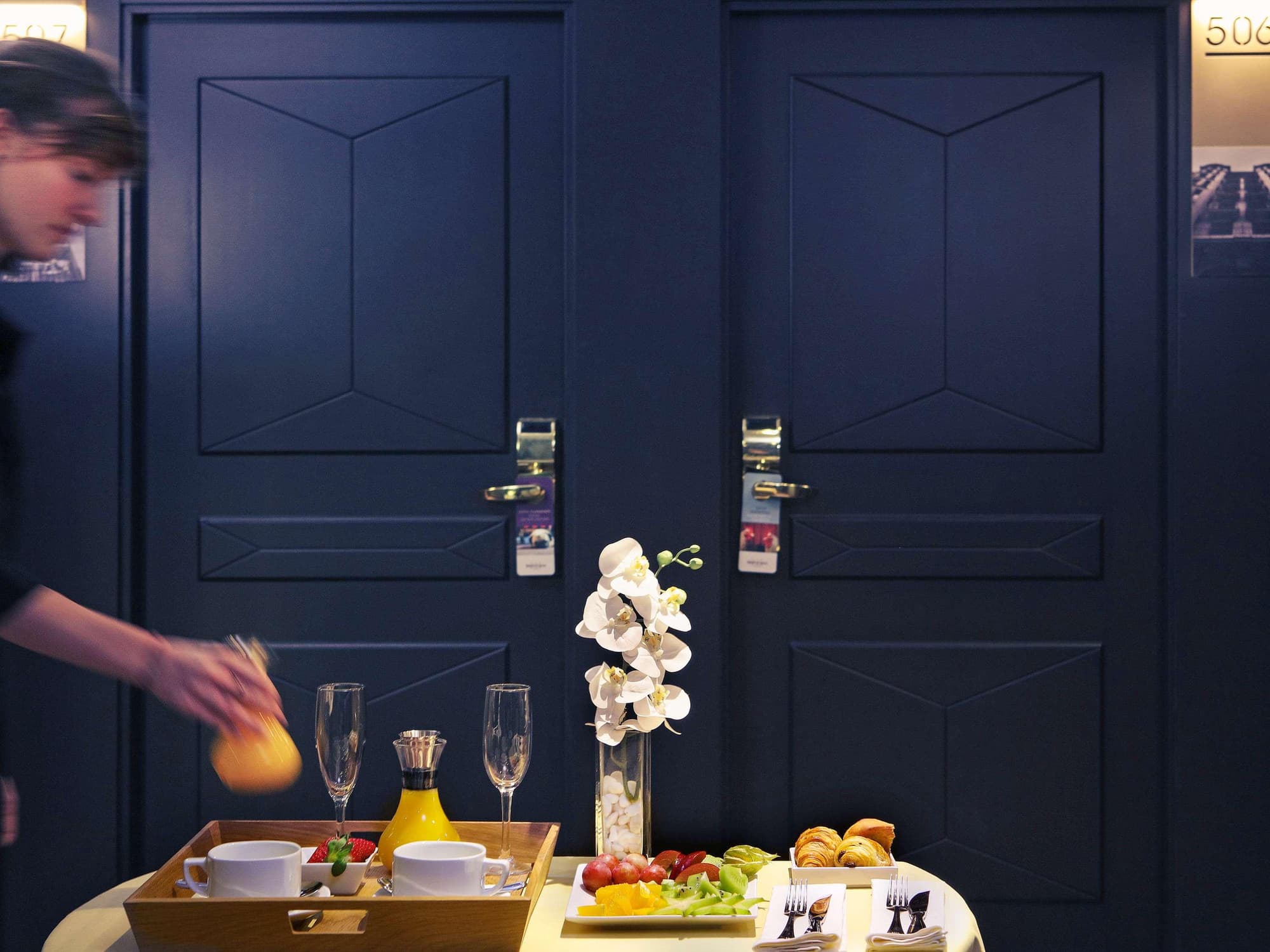 Motel One Madrid-Plaza de España, Sports and Entertainment