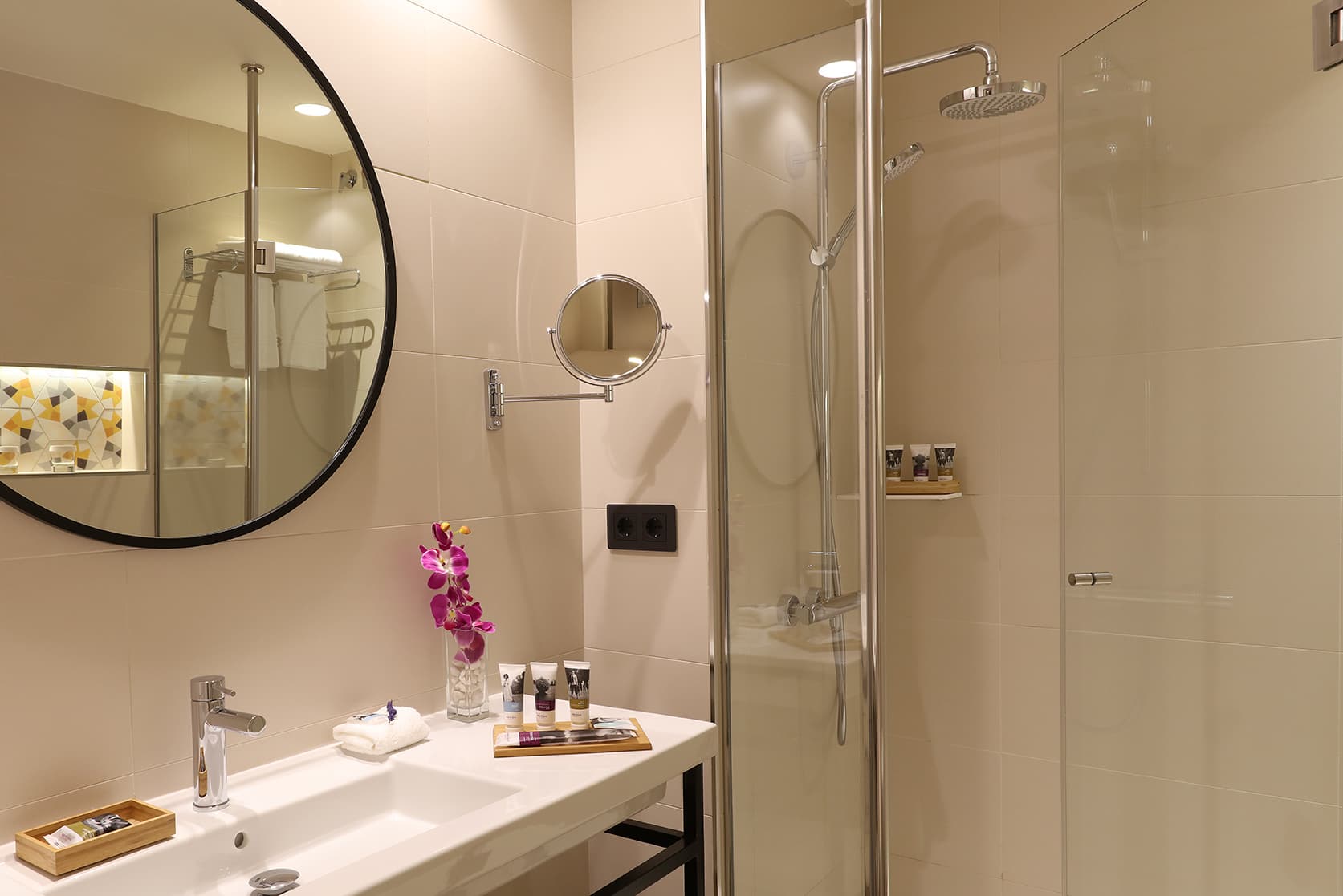 Motel One Madrid-Plaza de España, Room