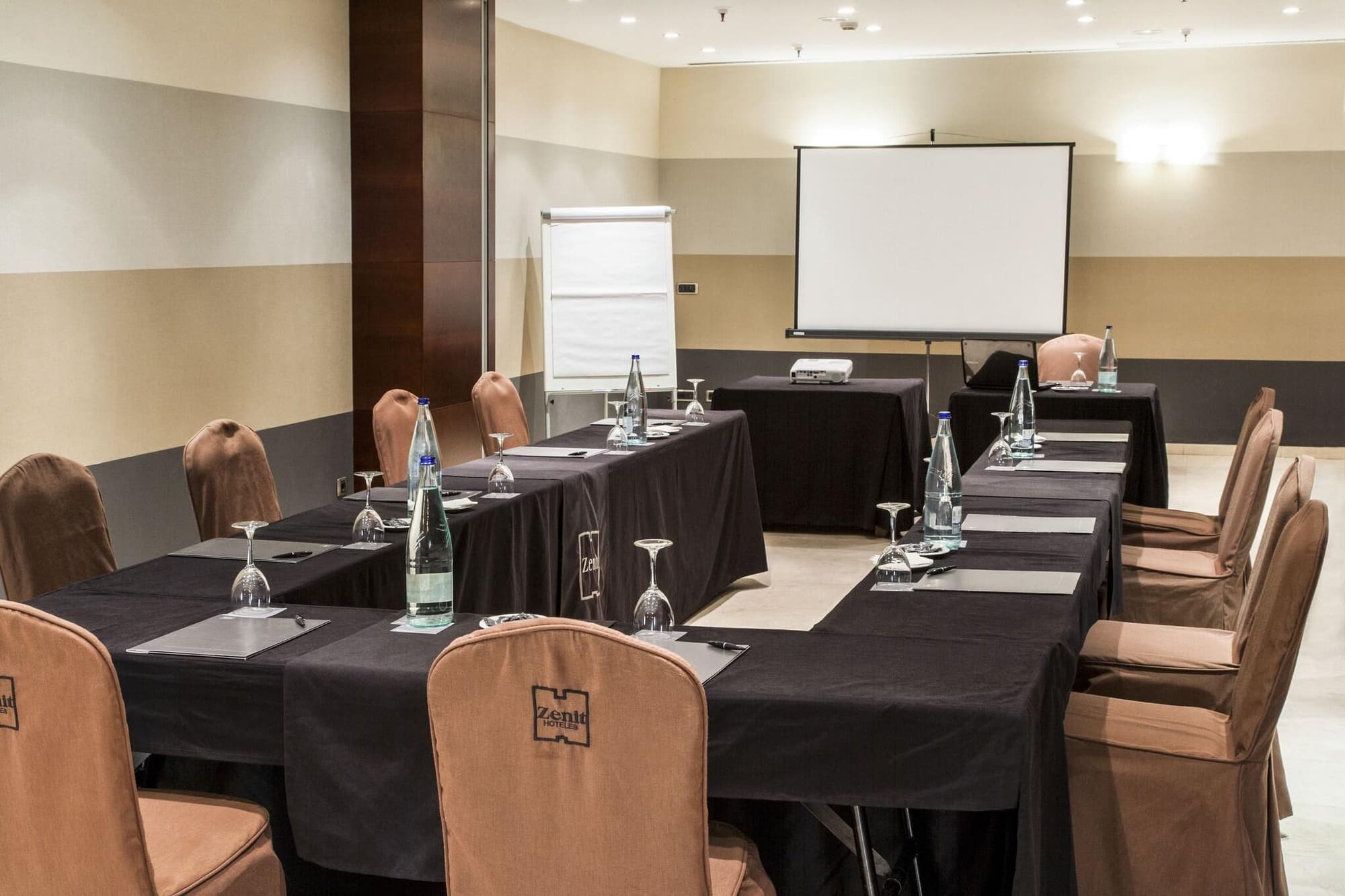 Zenit Don Yo, Conferences