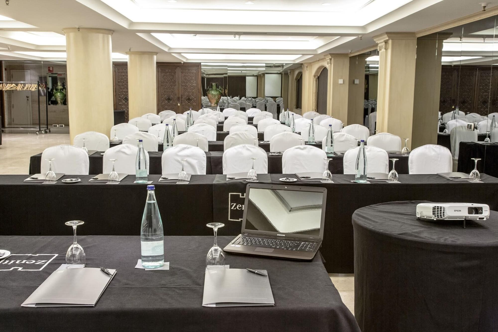 Zenit Don Yo, Conferences