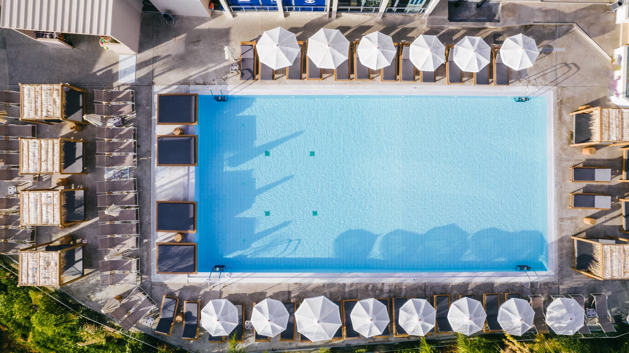 Village Panorama, Pool