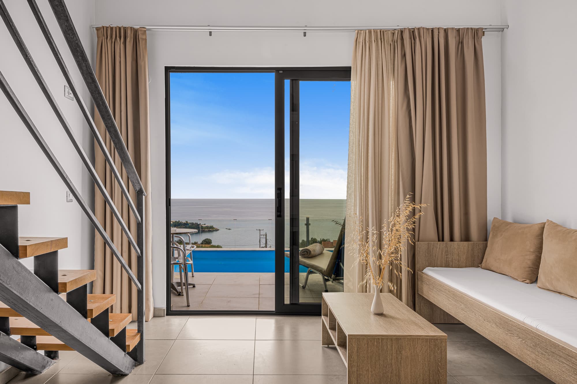 Village Panorama, Room