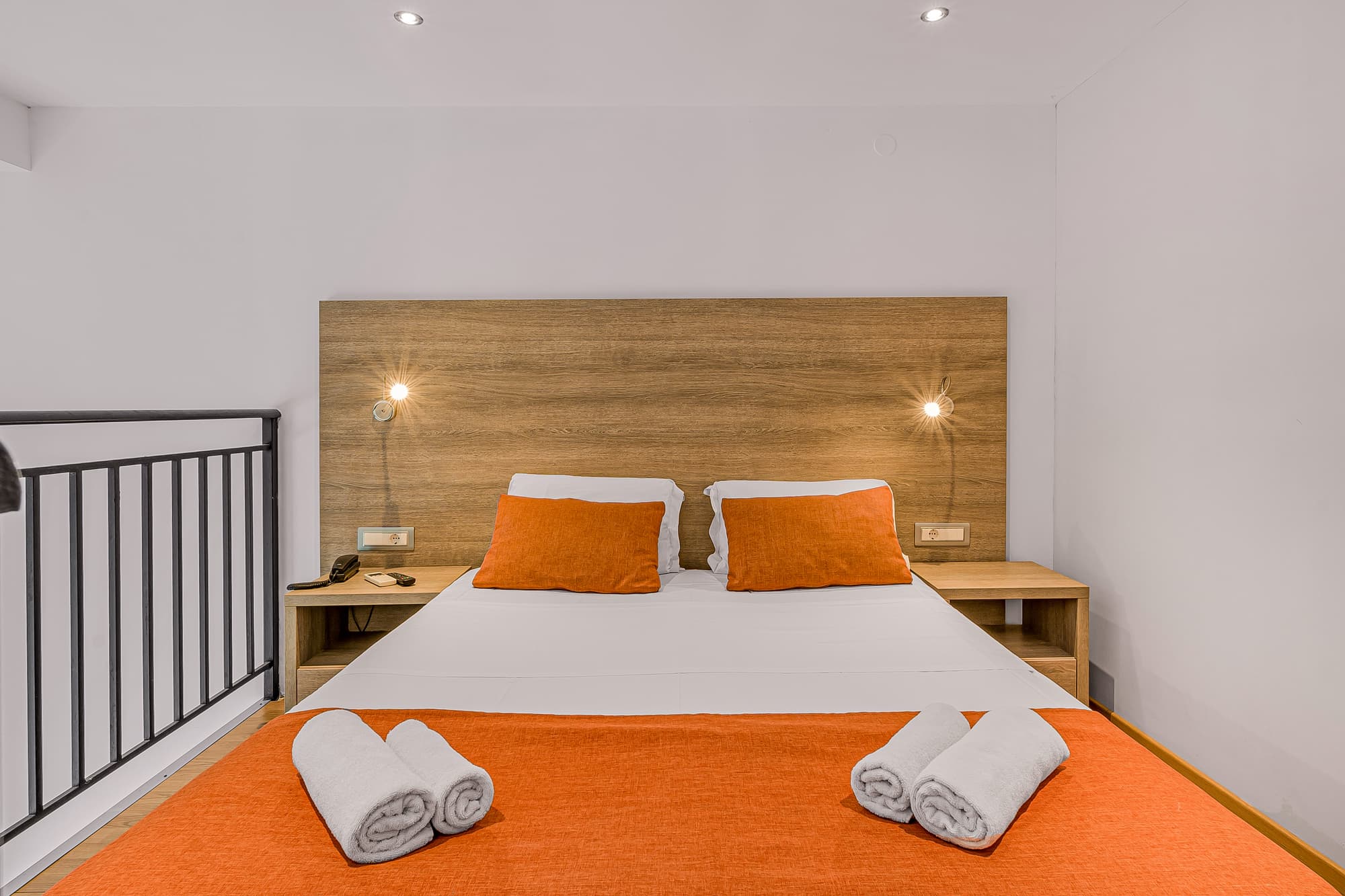 Village Panorama, Room