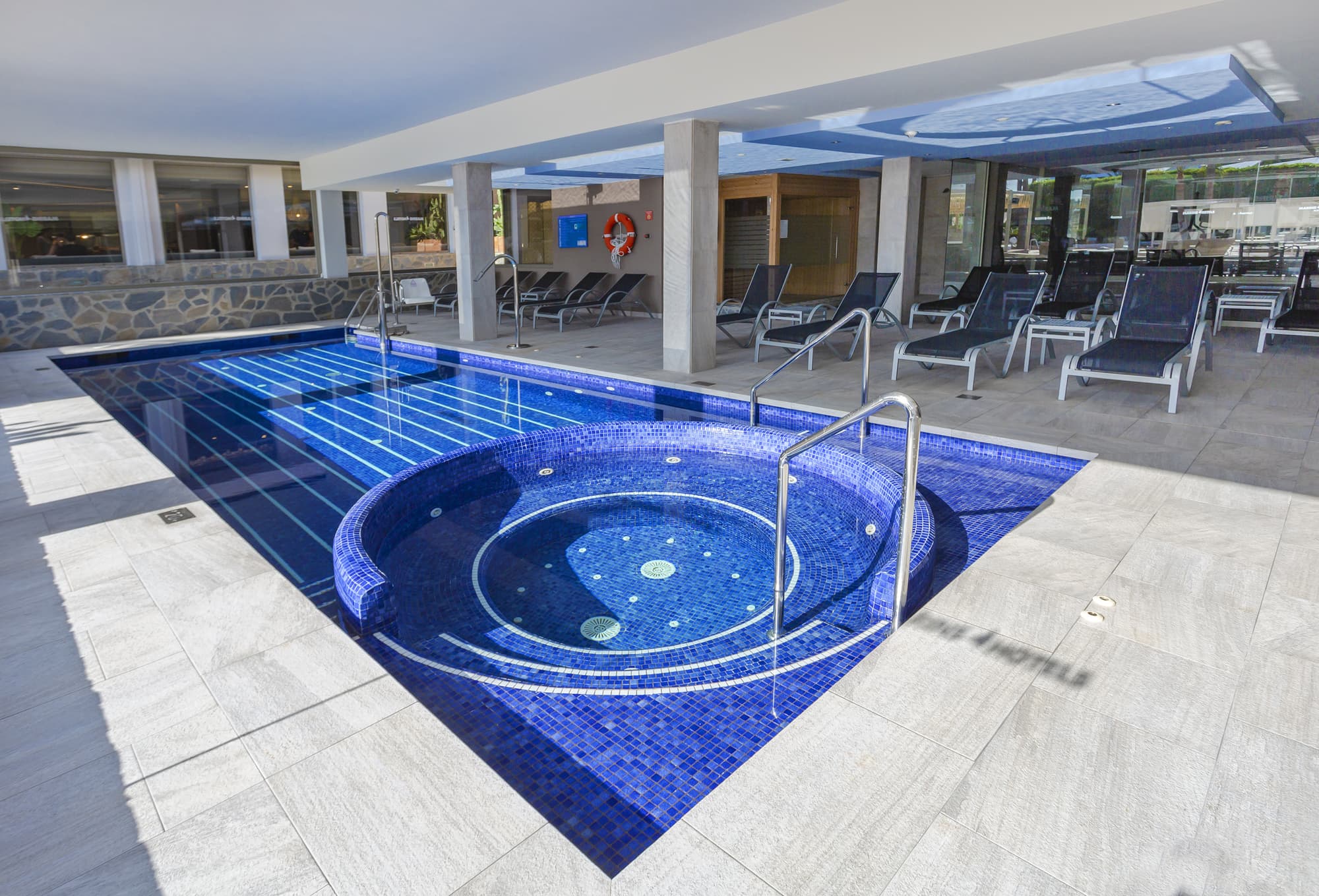 Marins Beach Club, Pool