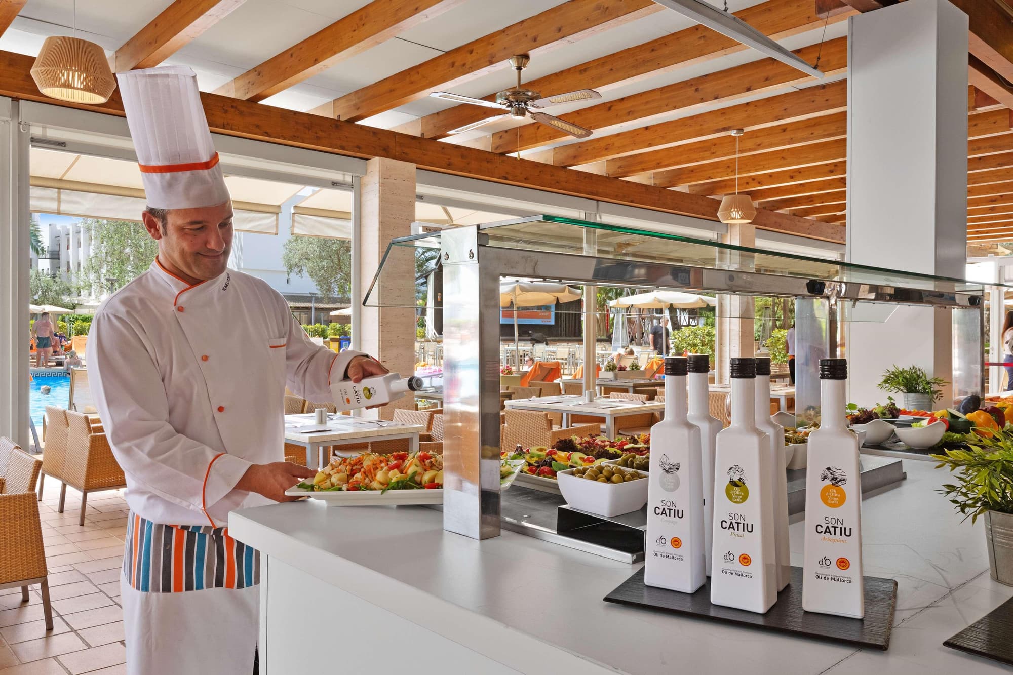 Viva Sunrise, Restaurant