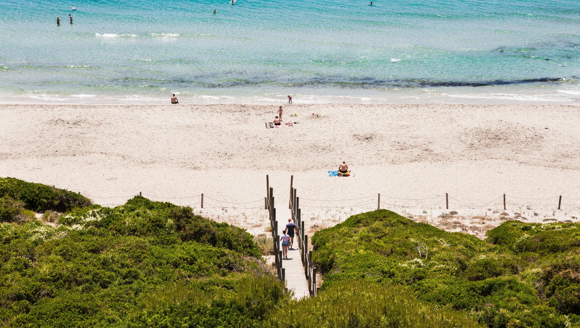 Globales Lord Nelson, Beach