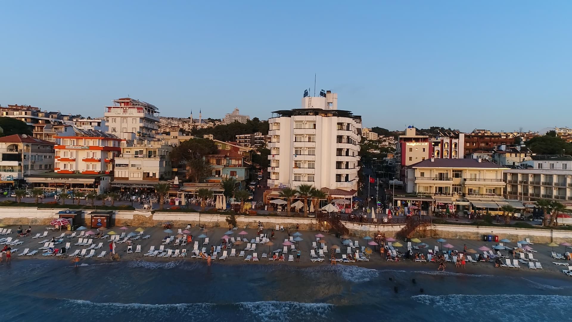 Asenabeach Hotel Kuşadası, Beach