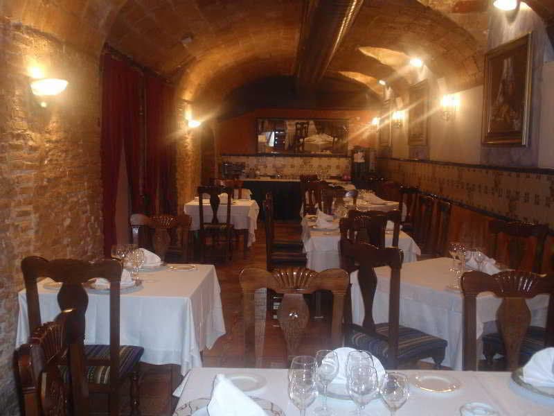 Inca, Restaurant