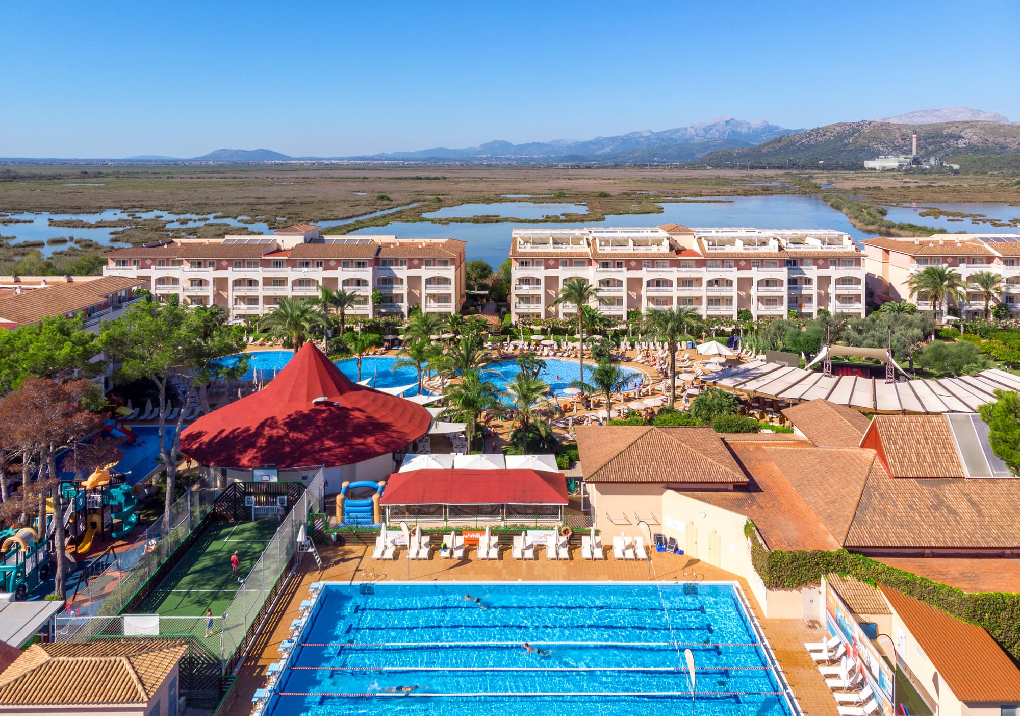 Viva Blue & Spa, General view