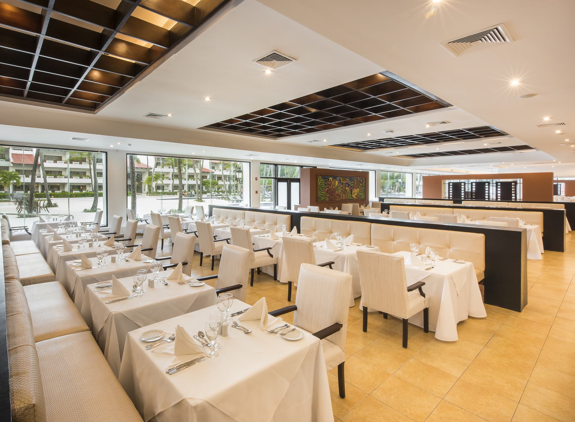 Occidental Punta Cana, Restaurant
