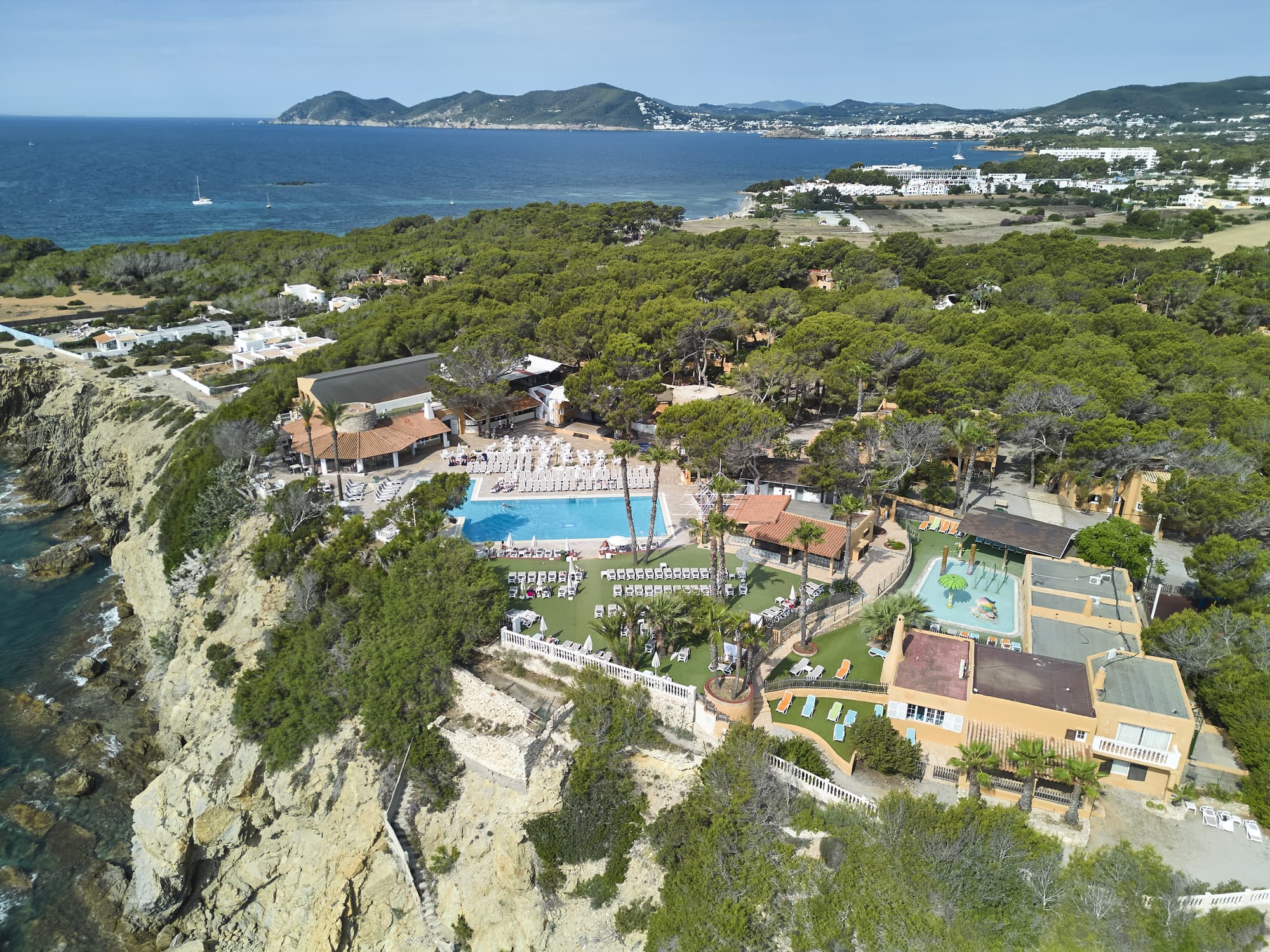 FERGUS Style Punta Arabi, General view