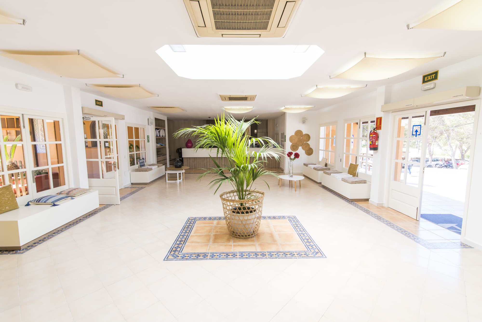 FERGUS Style Punta Arabi, Lobby