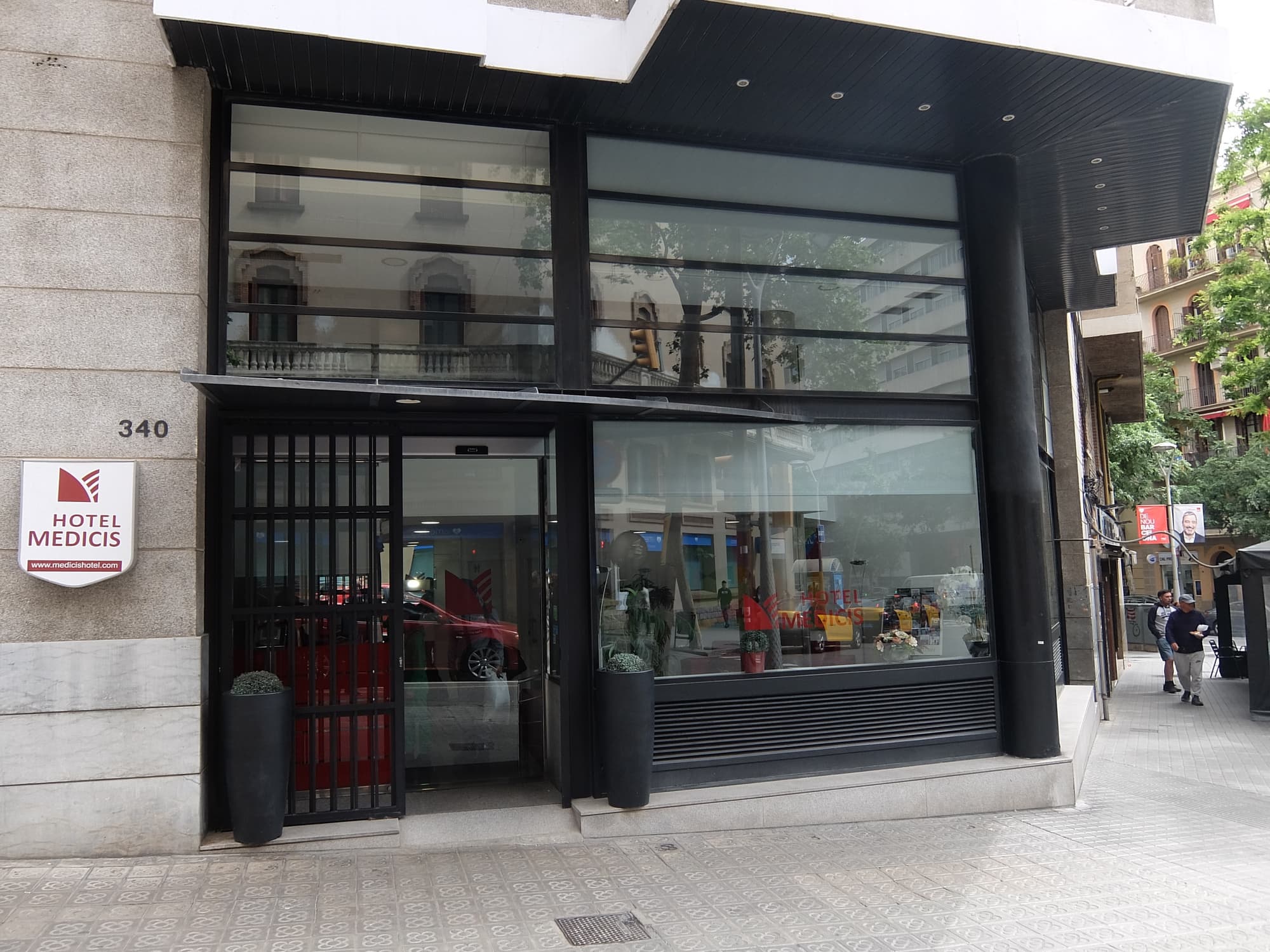 Medicis, General view