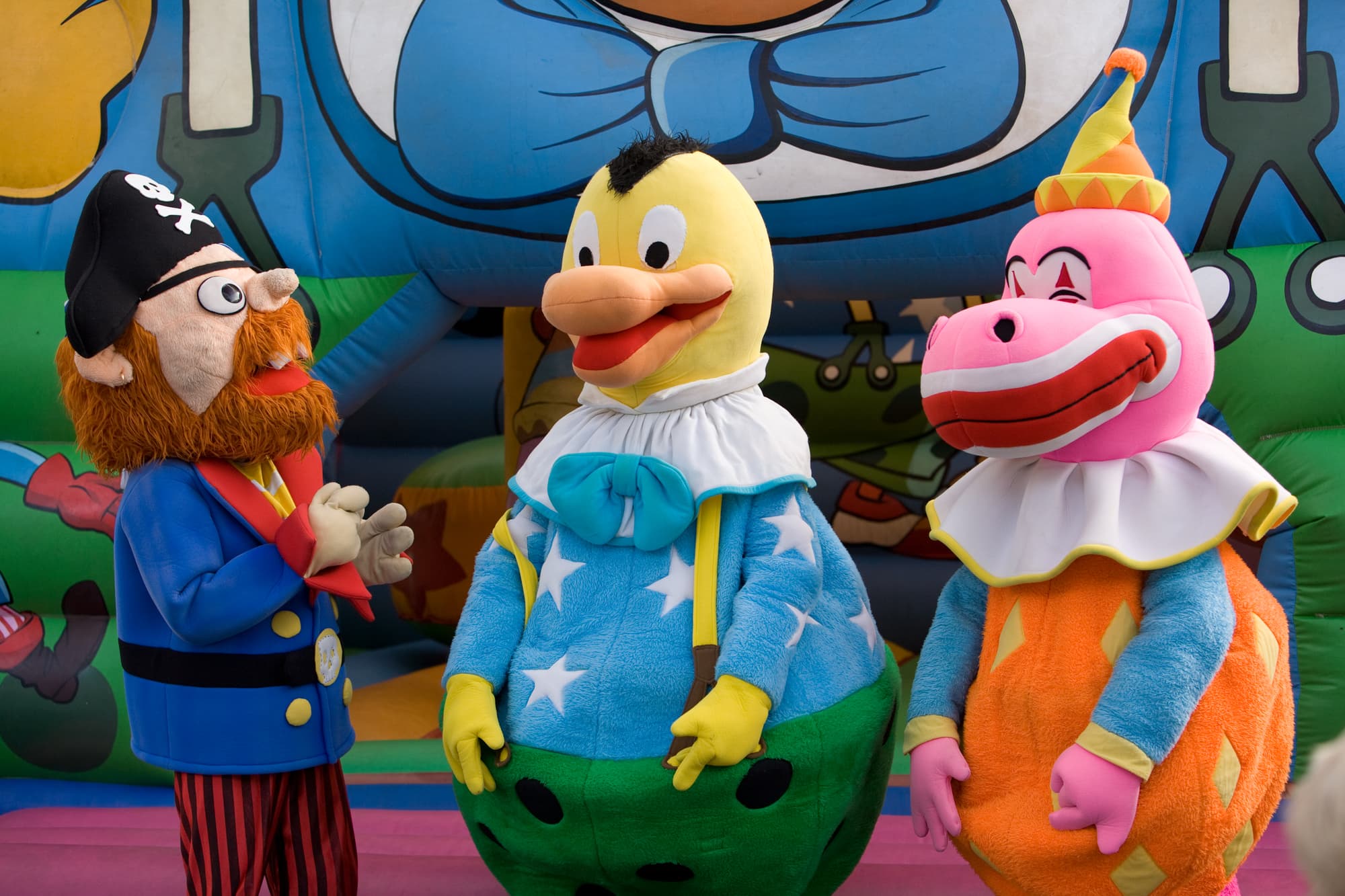 Royal Son Bou Family Club, Sports and Entertainment