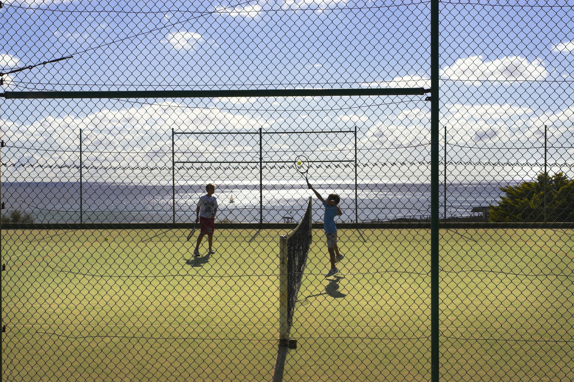 Royal Son Bou Family Club, Sports and Entertainment