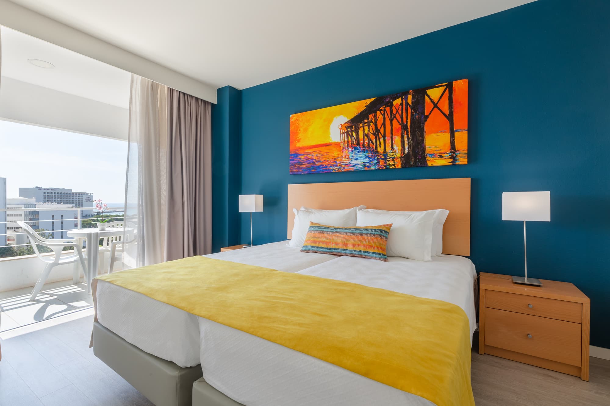 The Navigator - Olympus, Room