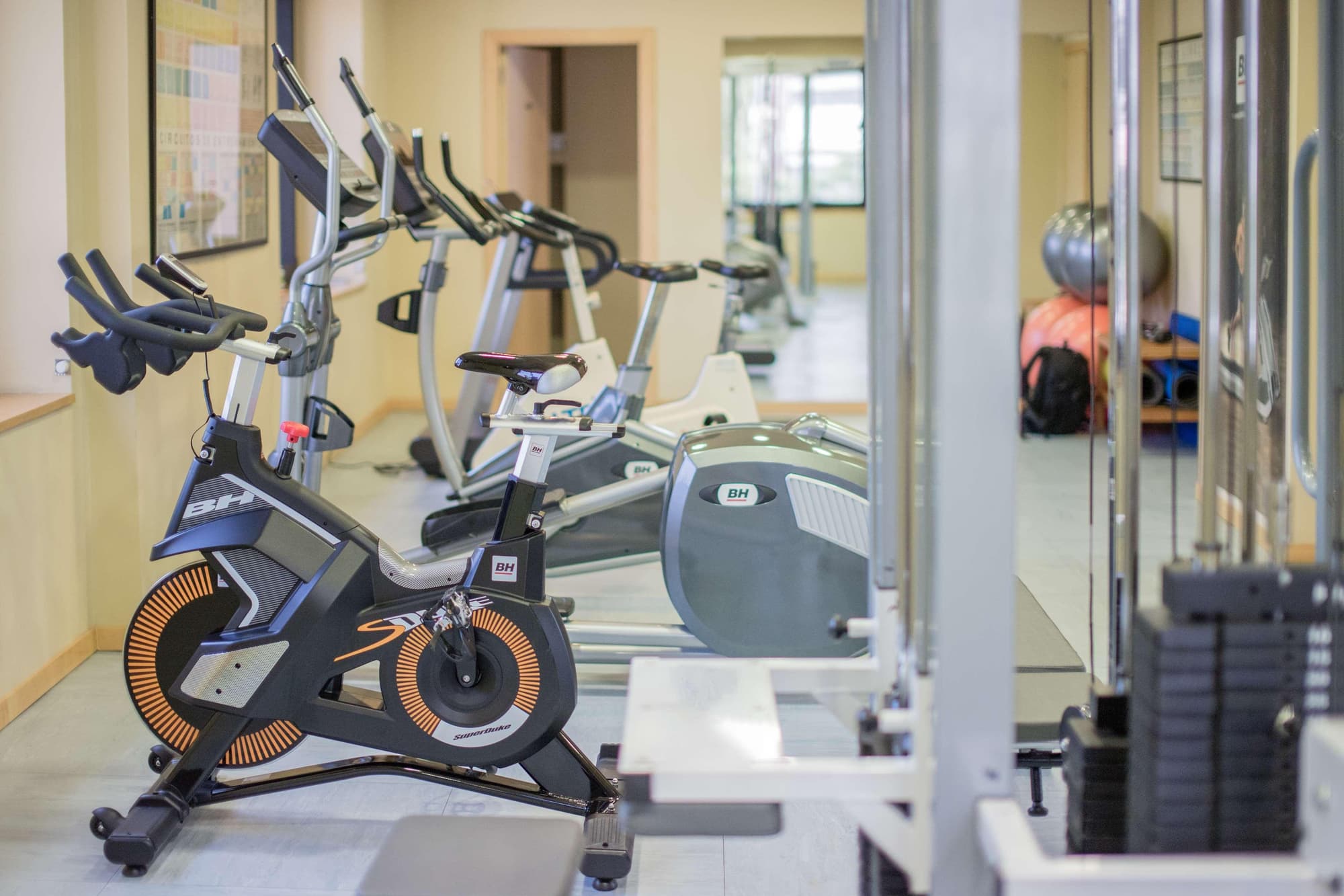 Abba Madrid, Sports and Entertainment