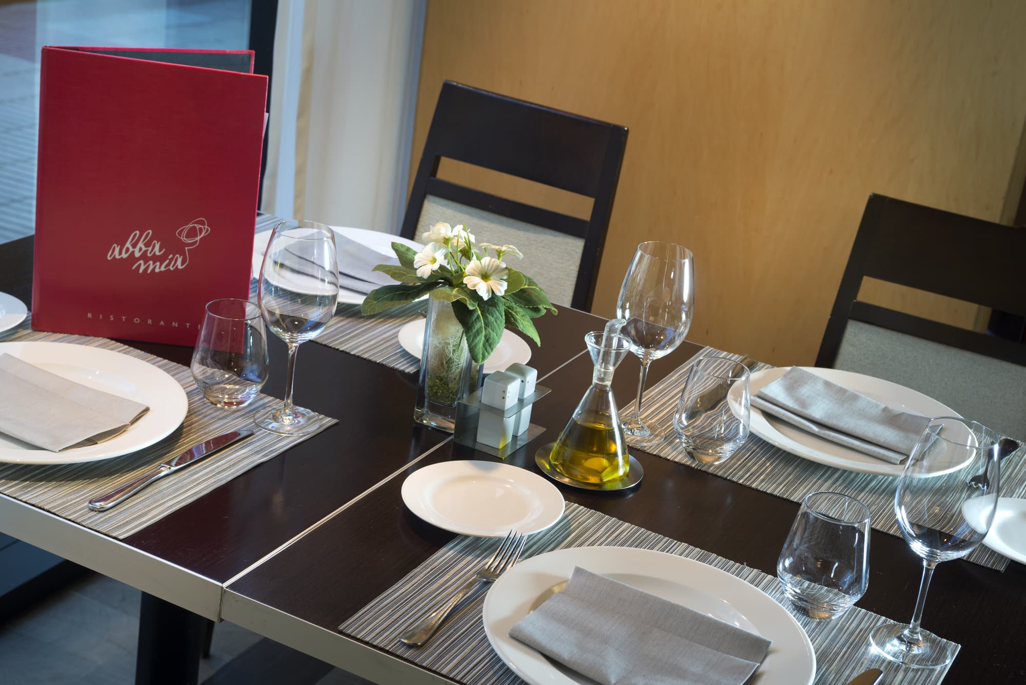 Abba Madrid, Restaurant