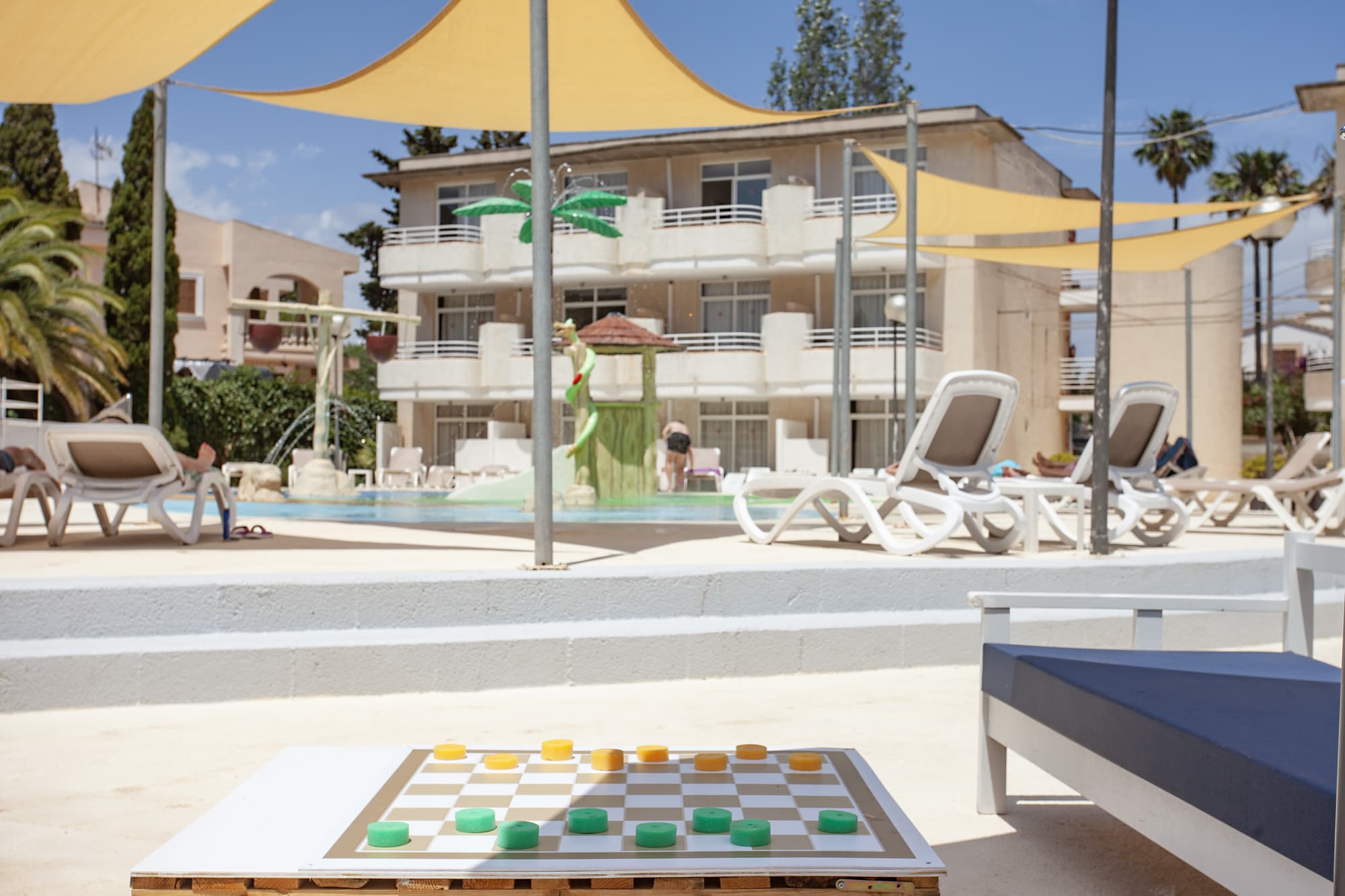 APARTAMENTOS CLUB SA COMA, Pool