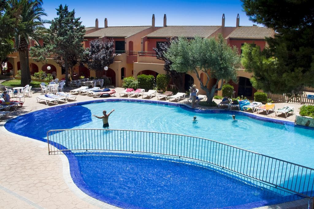 Apartamentos Club Andria, Sports and Entertainment