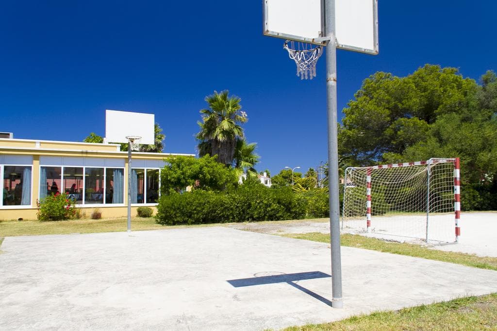 Apartamentos Club Andria, Sports and Entertainment