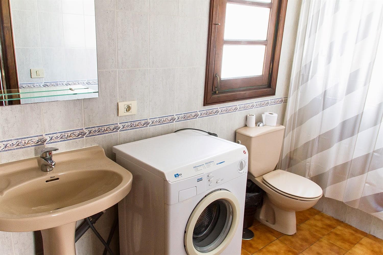 Las Acacias, General view