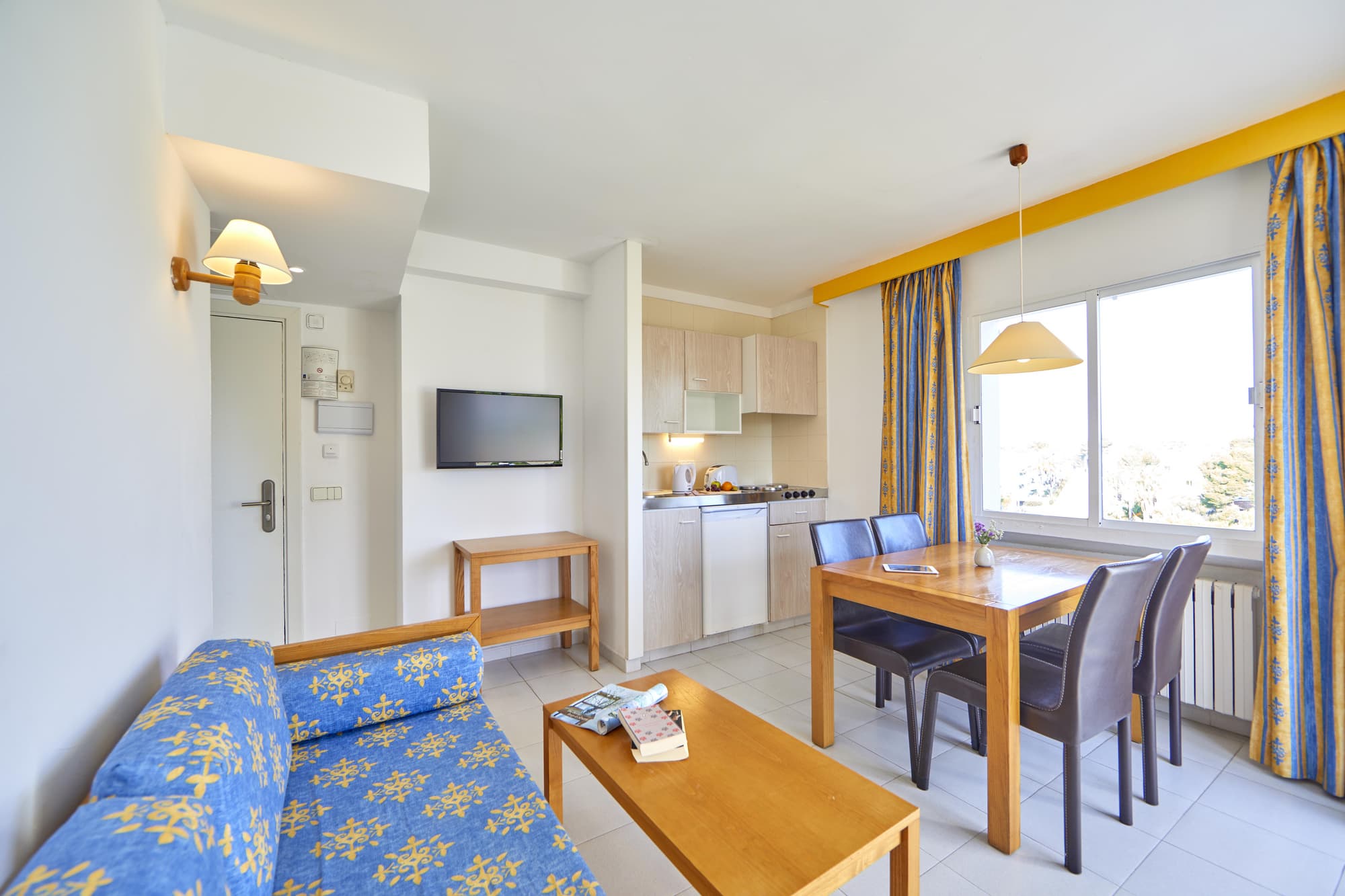 Gavimar La Mirada Club Resort , Room