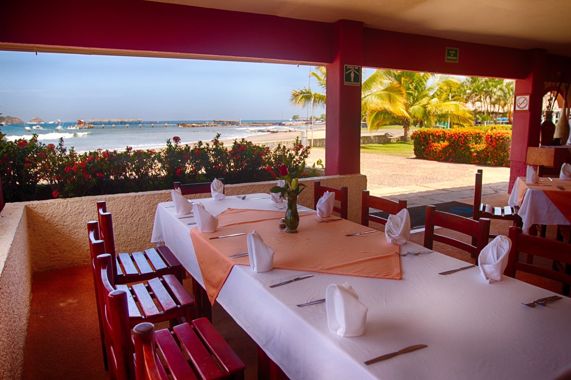 Qualton Club Ixtapa All Inclusive, Restaurant