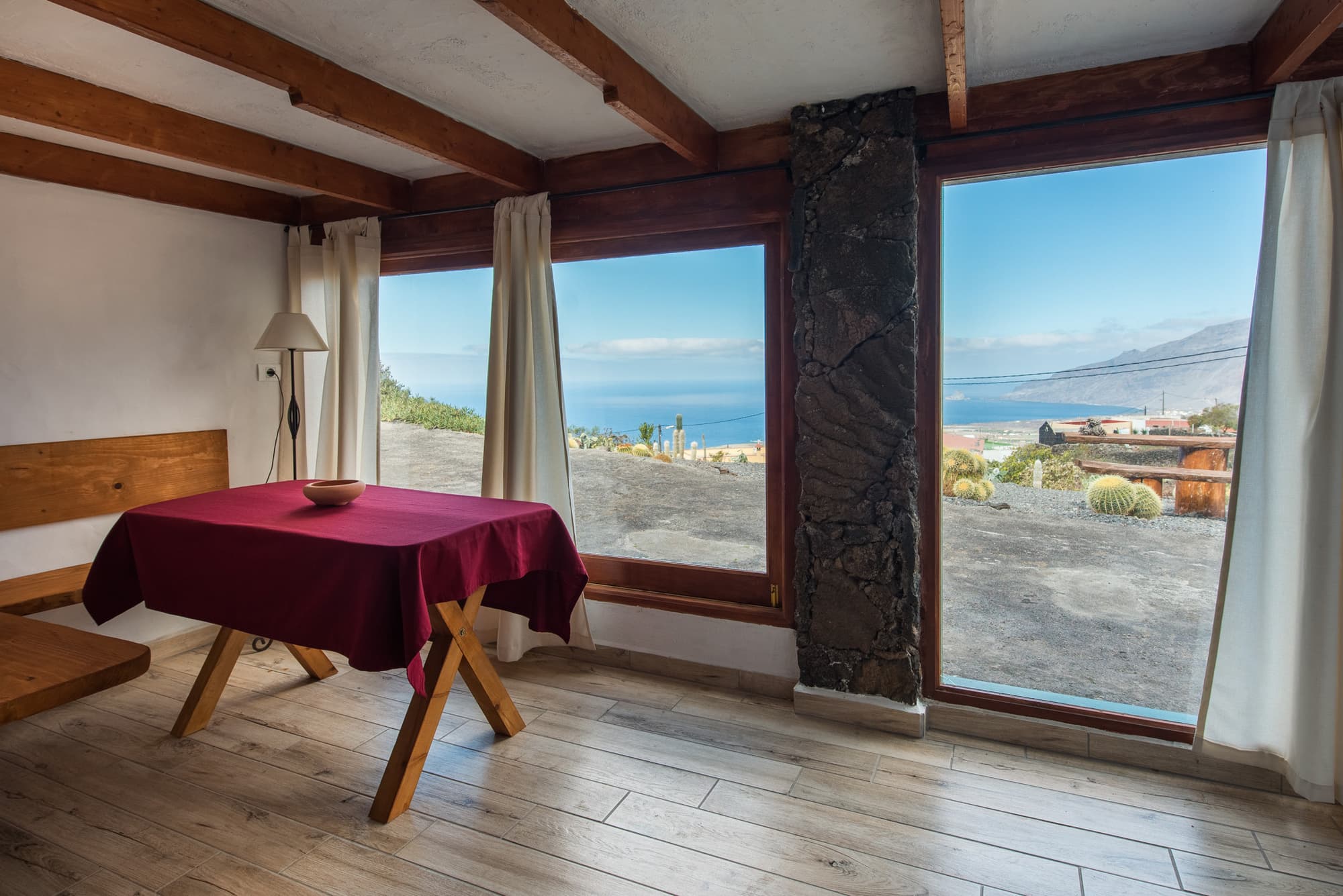 Complejo Rural la Brujita, Restaurant