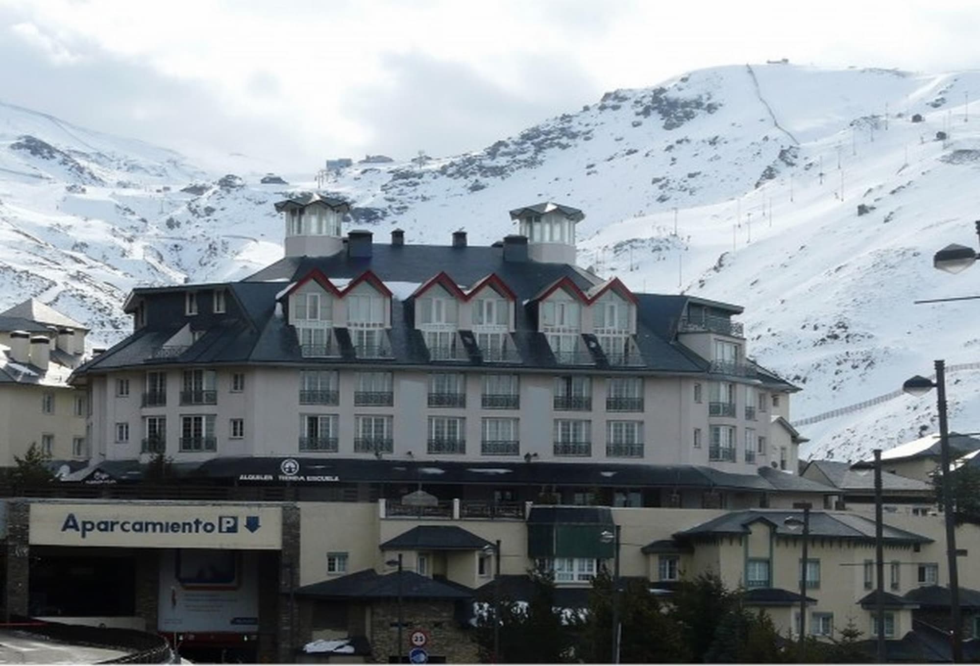 Apartamentos GHM Plaza, General view