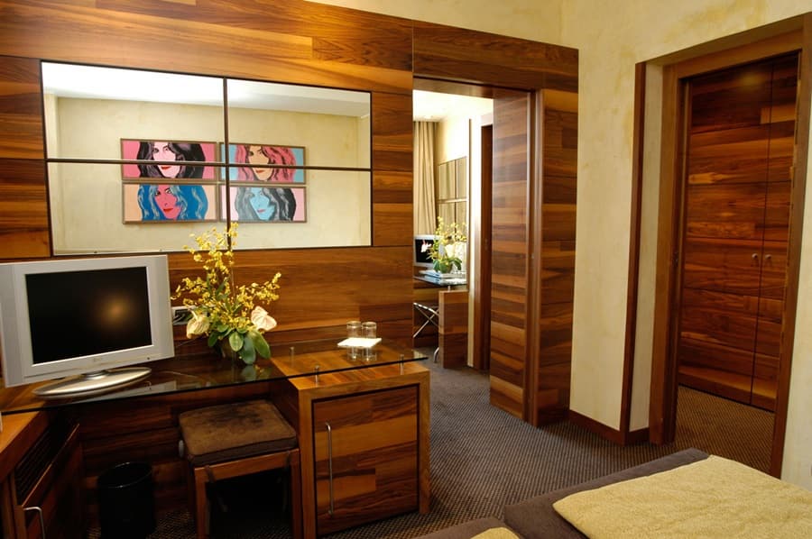 Tritone, General view