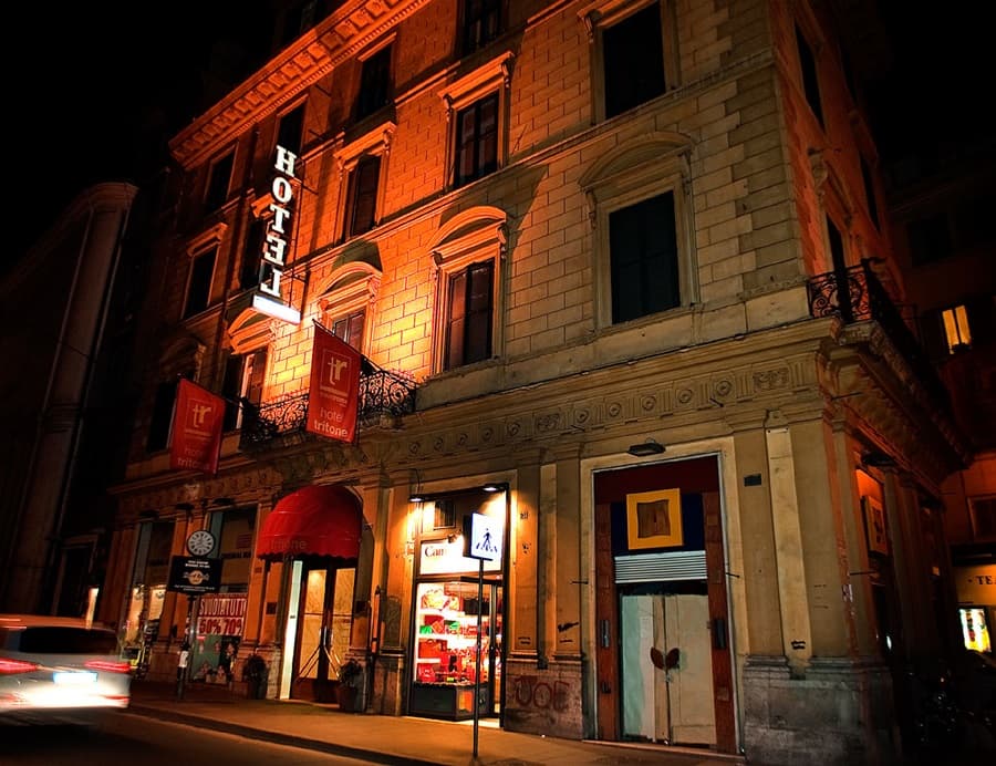 Tritone, General view