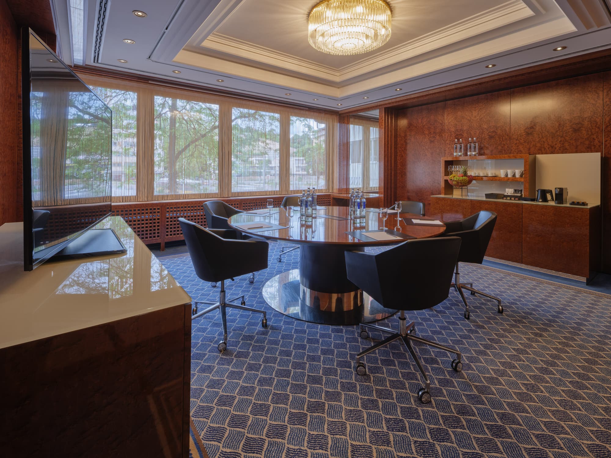 Steigenberger Graf Zeppelin, Conferences