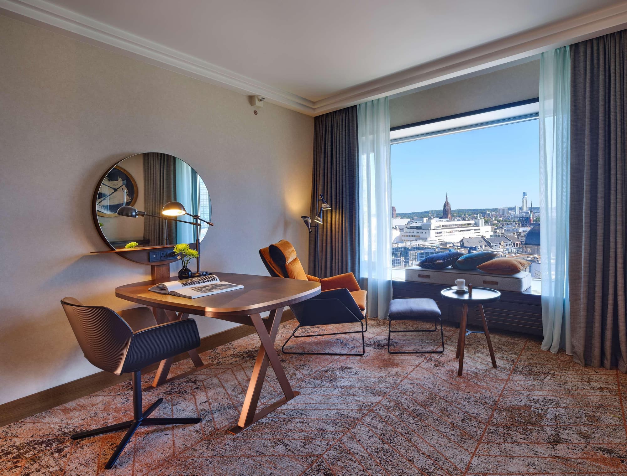 Hilton Frankfurt City Centre, Room