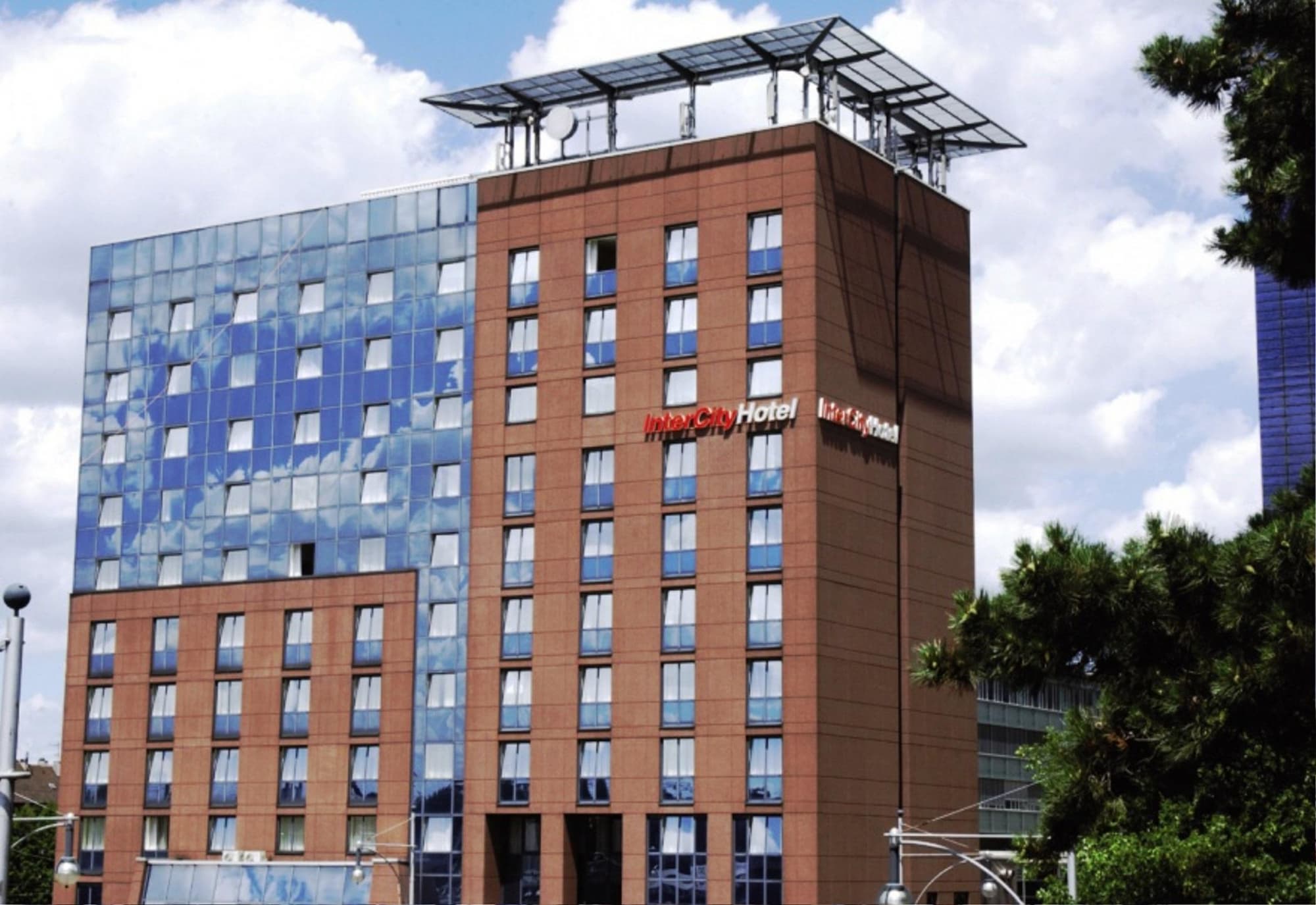 IntercityHotel Freiburg, General view