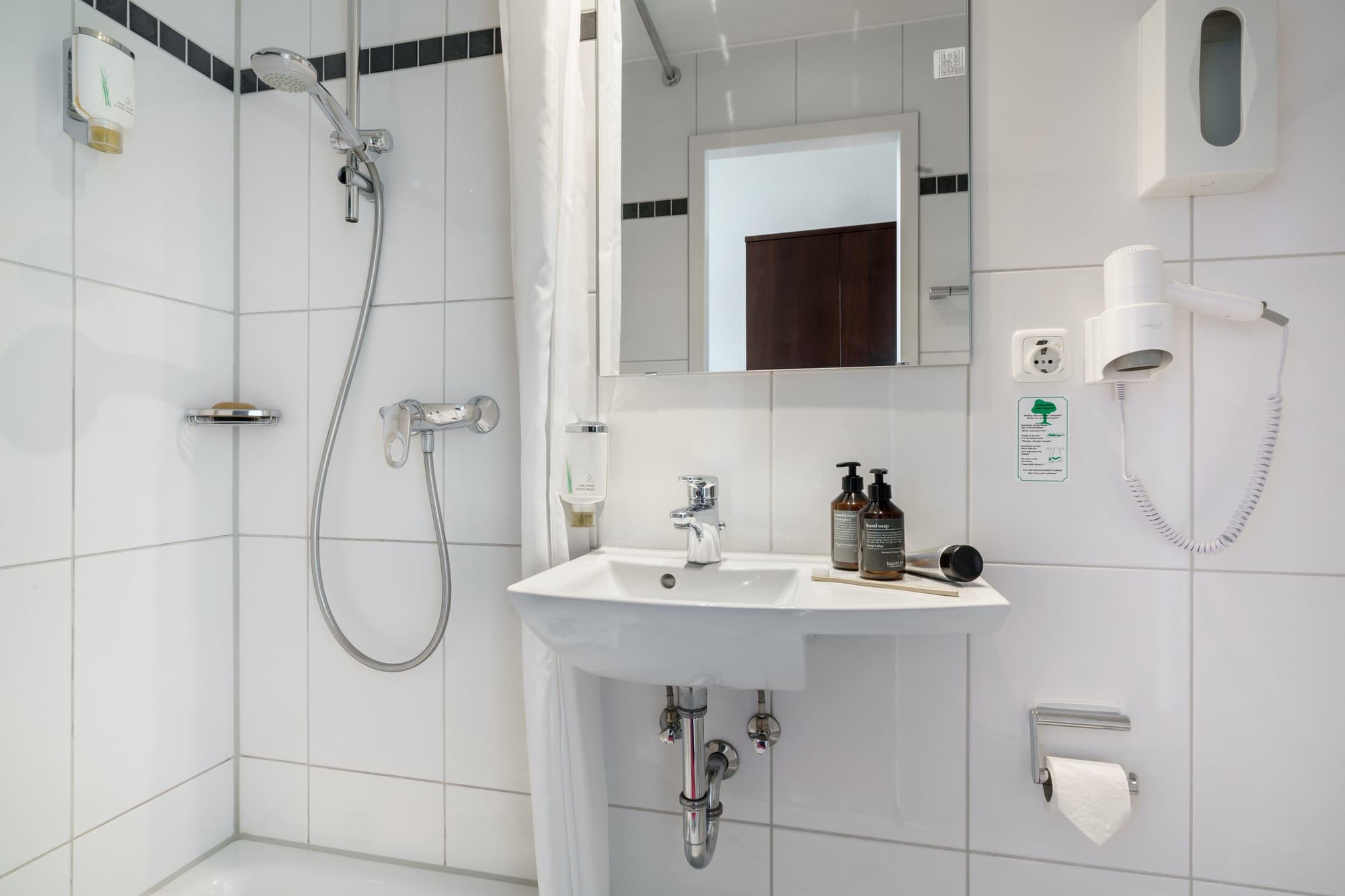 Garner Hotel Hamburg Graf Moltke by IHG, Room