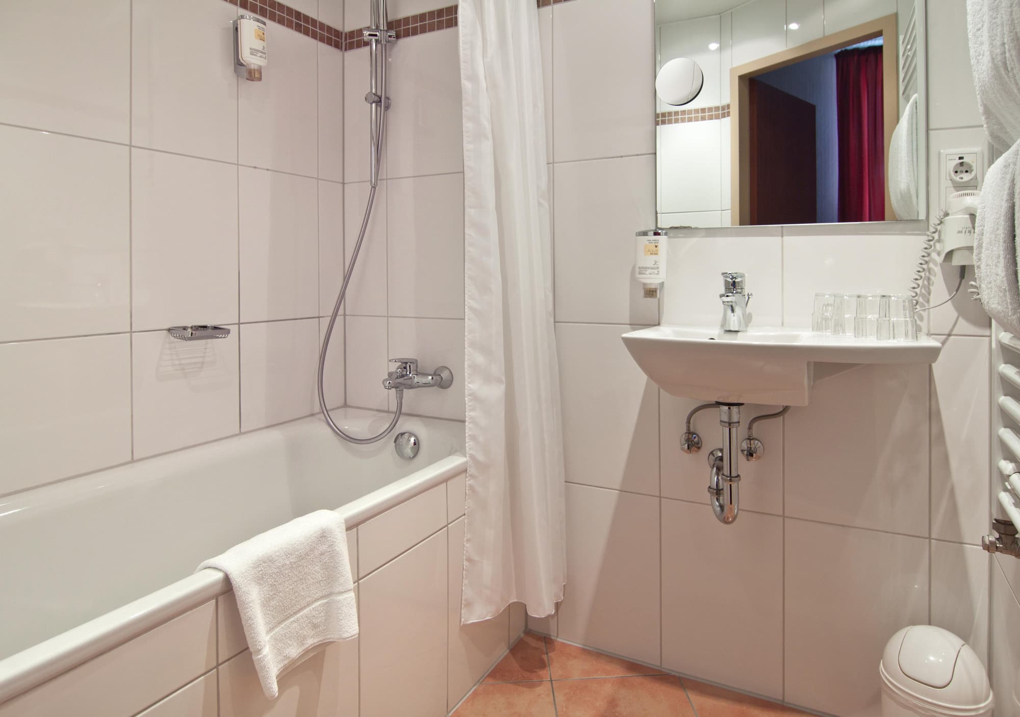 Garner Hotel Hamburg Graf Moltke by IHG, Room