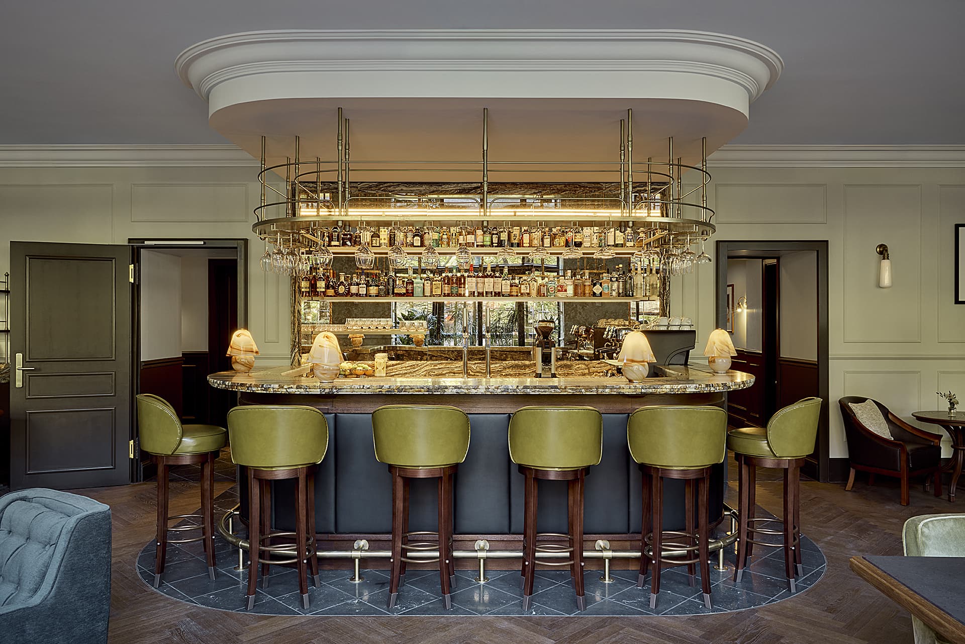 Miiro Palais Rudolf, Bar