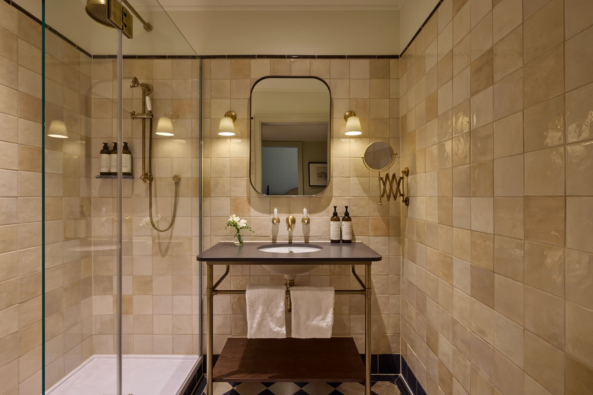 Miiro Palais Rudolf, Room