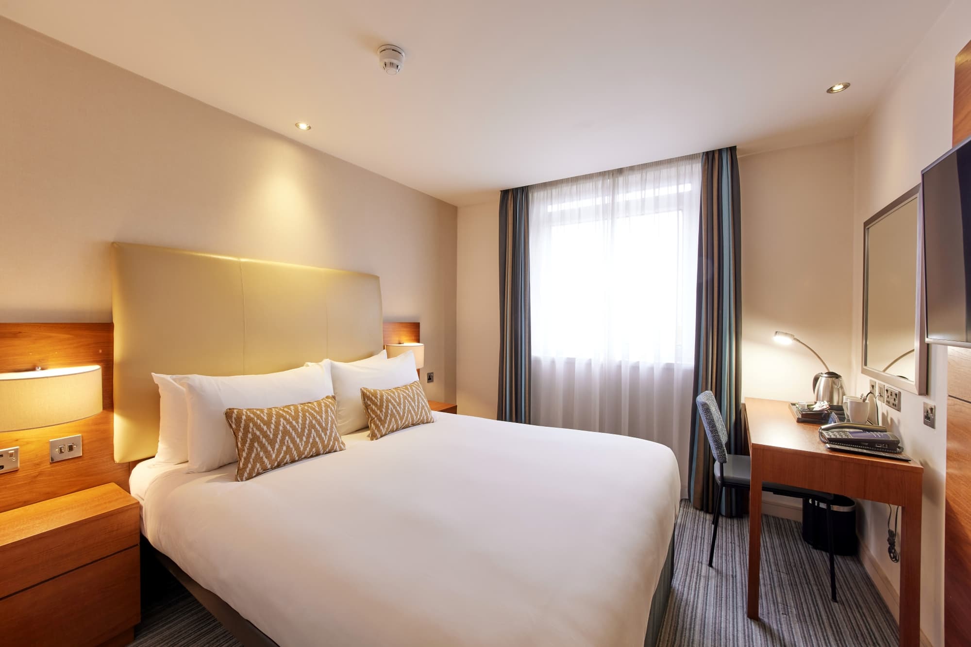 Thistle London Hyde Park Kensington Gardens, Room