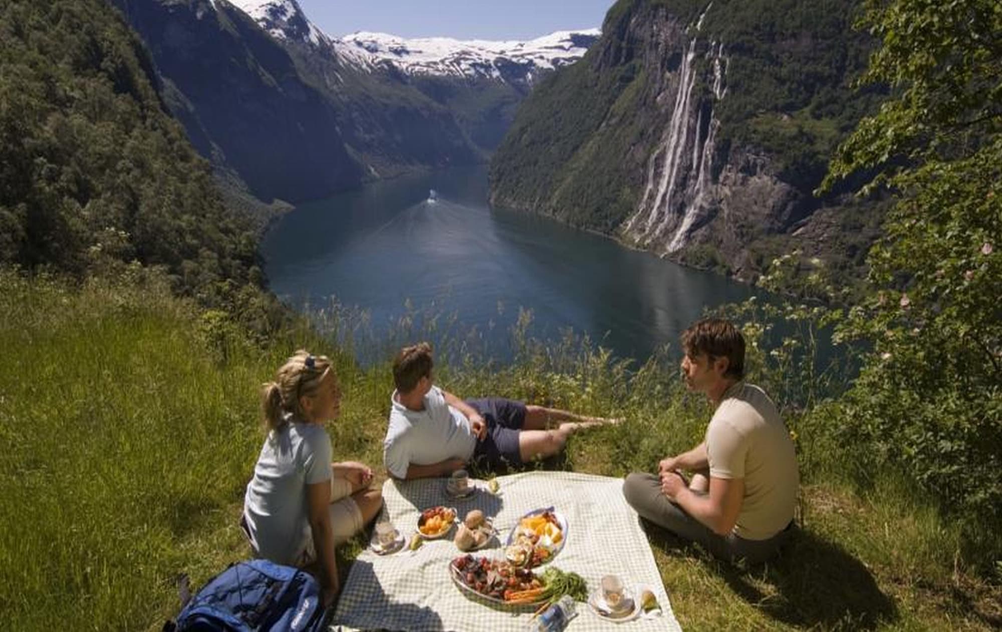 Hotel Union Geiranger, Sports and Entertainment