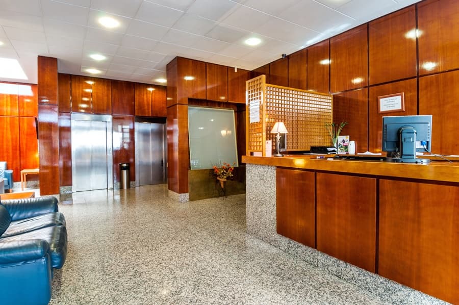 Villa de Pinto, Lobby