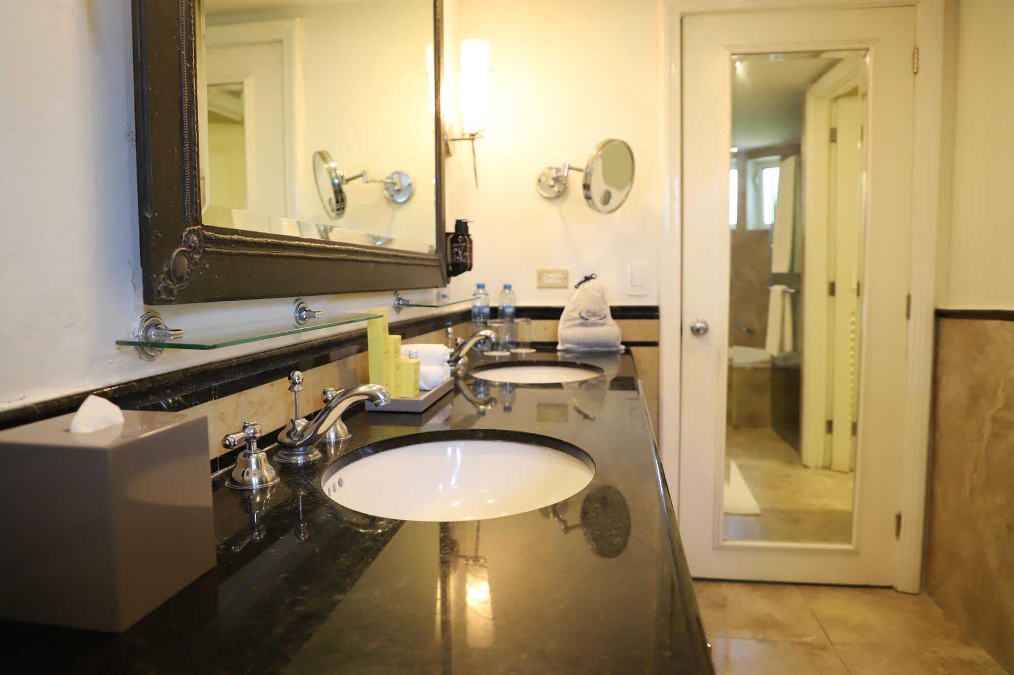 Pierre Mundo Imperial Riviera Diamante Acapulco, Room