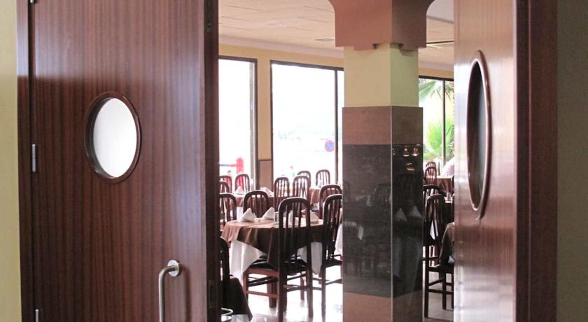 Reymar Playa, Restaurant