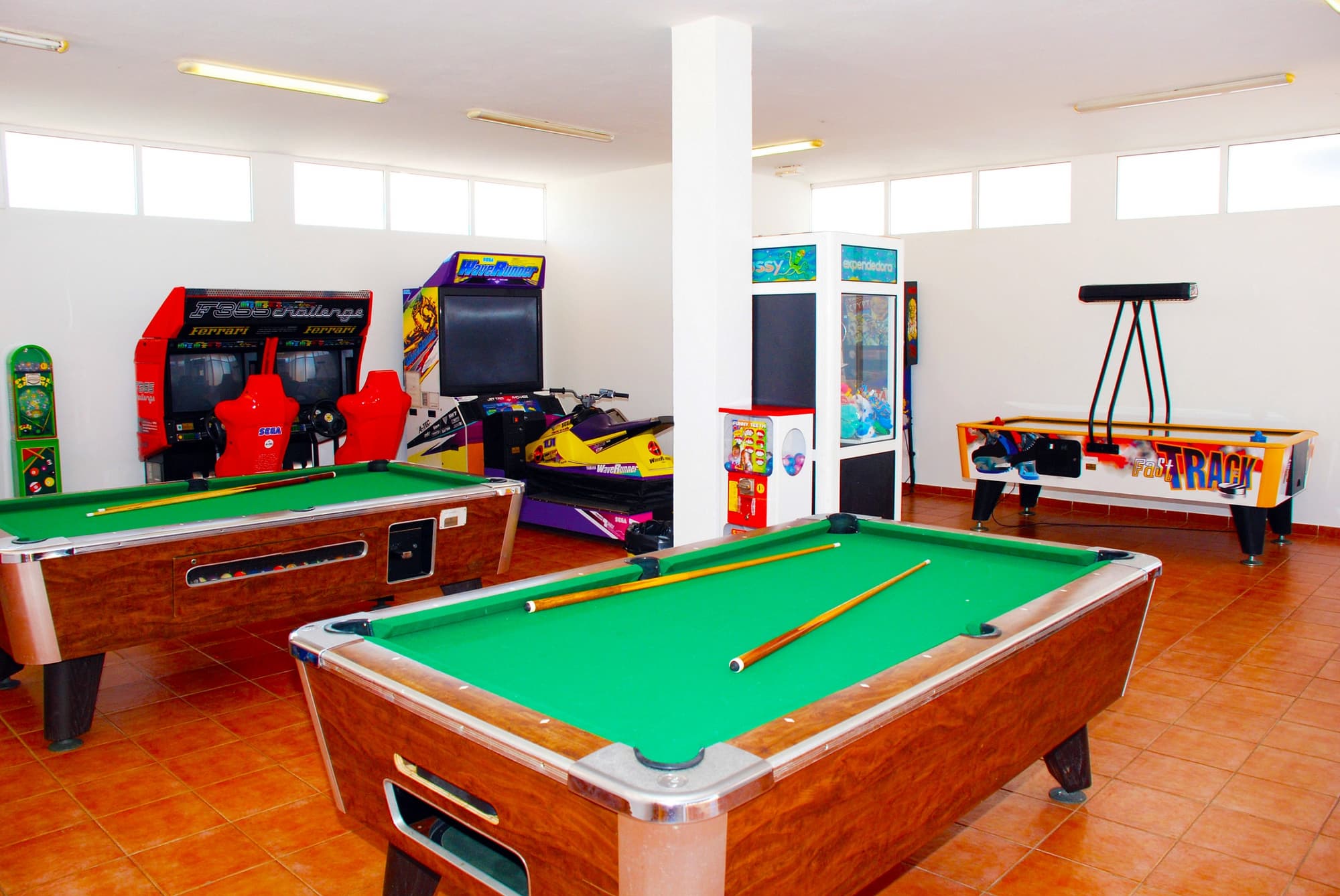 Vista Picas, Sports and Entertainment